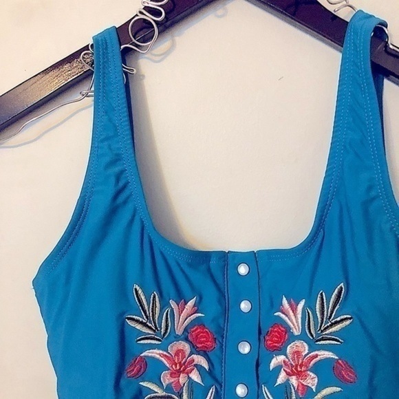Vigoss NWOT Teal Blue Button Down Embroidered One Piece Bathing Suit Size Medium - Picture 7 of 13